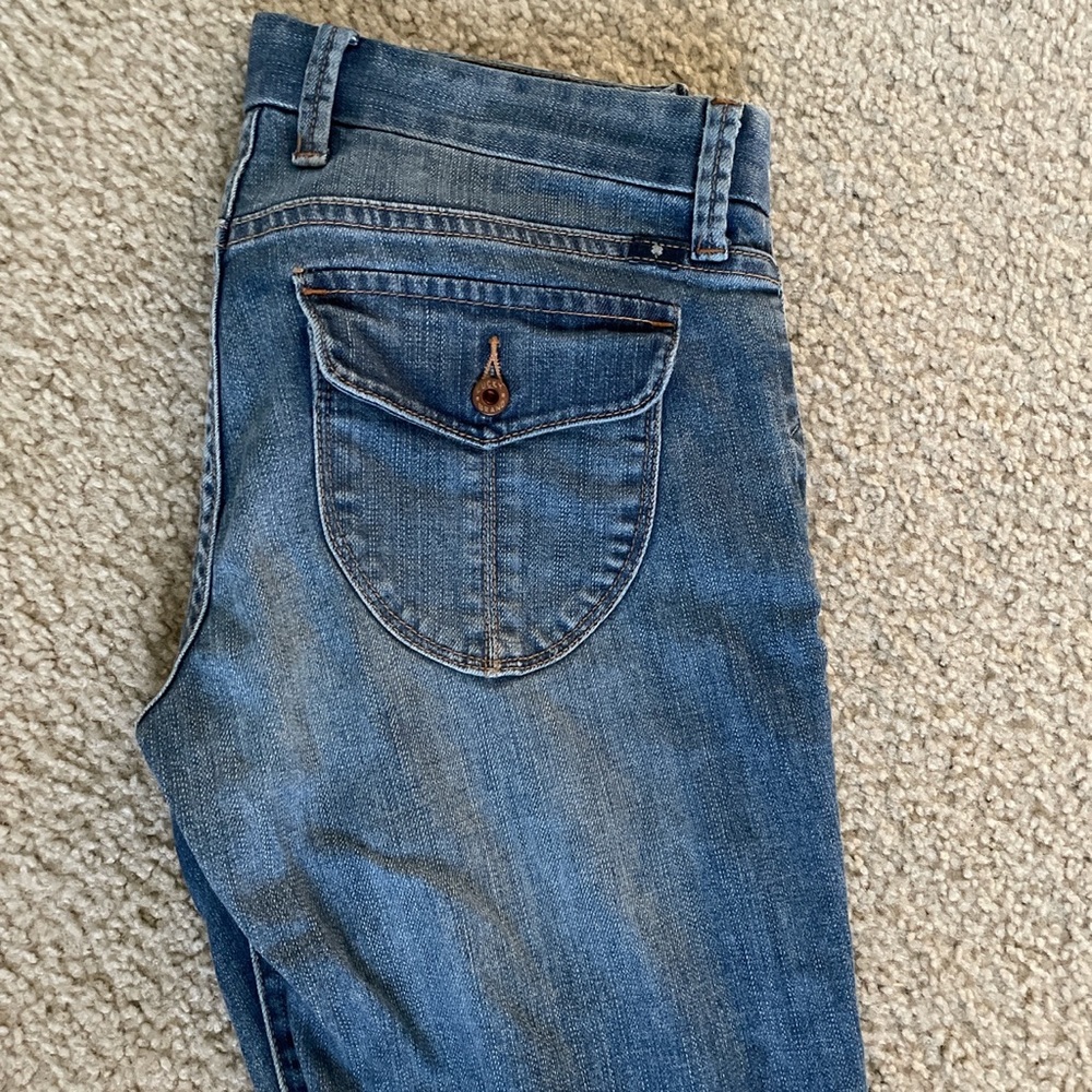 Lucky size 0 capri